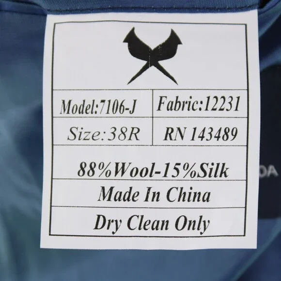 Cardinal of Canada NWT Wool / Silk Sport Coat Size 38R US In Blue Herringbone